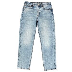 American Eagle Size 2 Super High Rise Ankle Straight Blue Jeans Light Wash